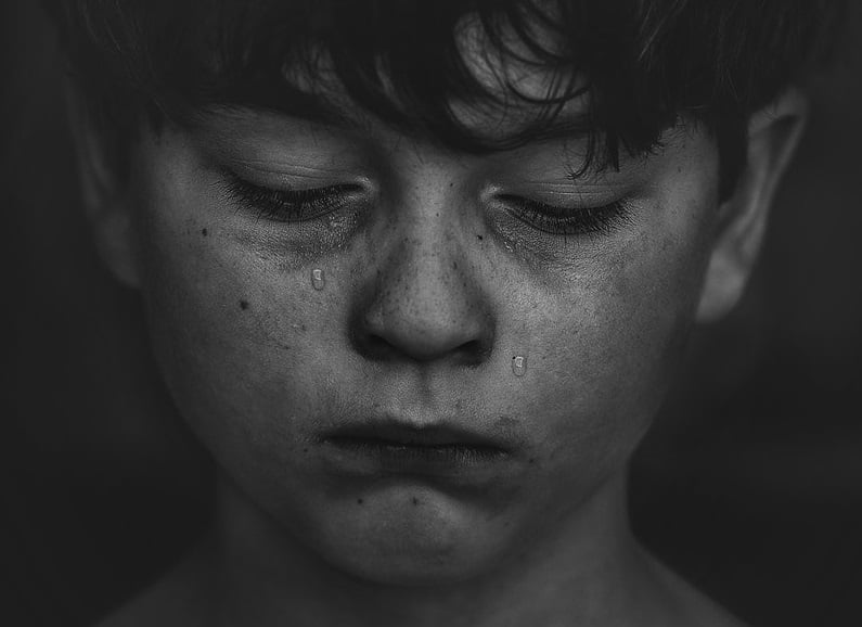 Bataia nu se uita. Efectele dureroase pe care violenta le are asupra dezvoltarii copilului | Demamici.ro