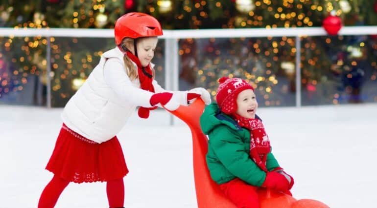 Patinoar gratuit pentru toată familia, întâlniri cu Moș Crăciun, spectacole festive și ateliere creative. Activități pe care nu trebuie să le ratezi în decembrie (P) | Demamici.ro